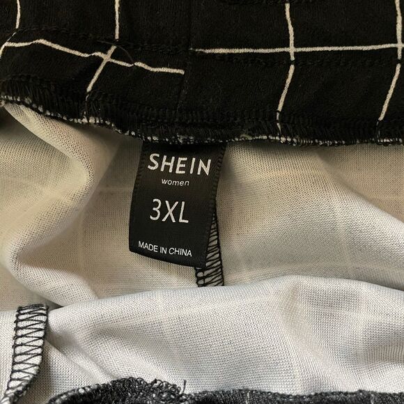 Shein plus black contrast shorts - Picture 6 of 10